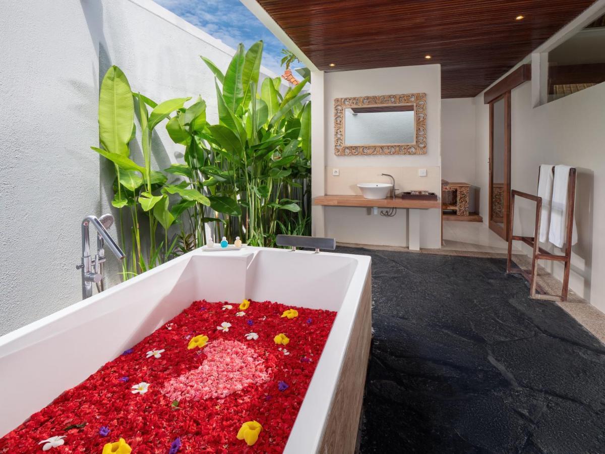Avery Le Nixsun Villas Uluwatu By Waringin Hospitality Free Gym Access Exterior photo